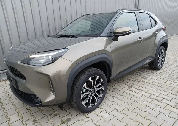 dolnośląskie Toyota Yaris Cross cena 121900 przebieg: 1, rok produkcji 2024 z Dobiegniew